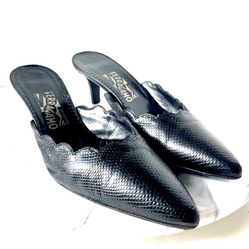 Saltvatore Ferragamo | Slides 9M